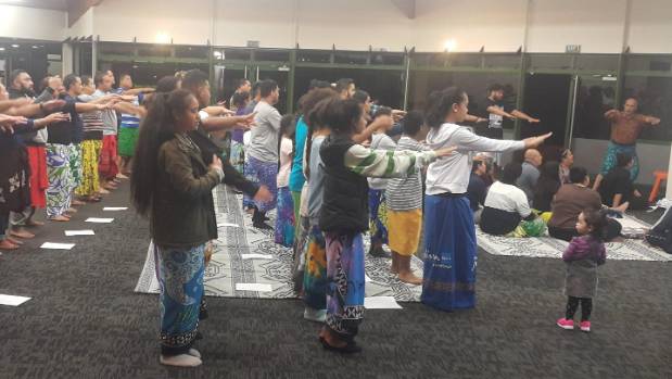 Auckland Rotumans doing taumaka